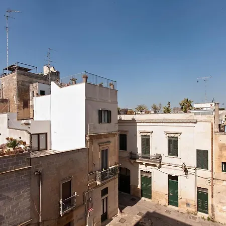 Castriota 19 - Jacuzzi Selection * Лечче