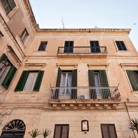 Castriota 19 - Jacuzzi Selection