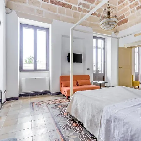 Castriota 19 - Jacuzzi Sit * Lecce