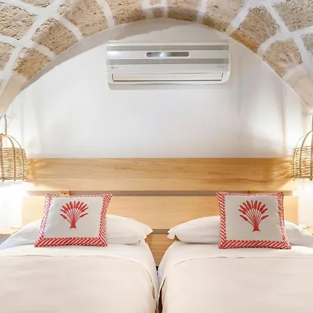 Castriota 19 - Jacuzzi Selection Апартаменты *